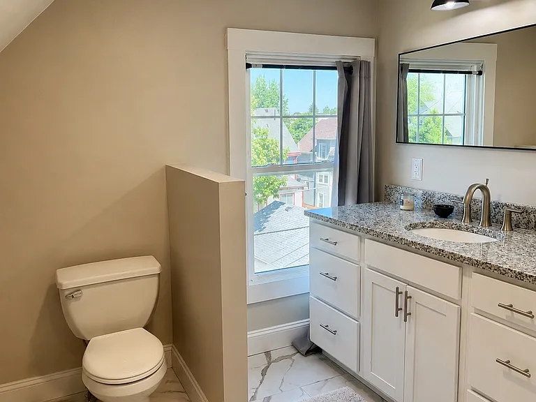 1448 Northland Ave — Photo 14