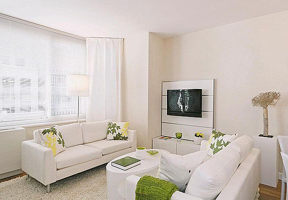 3rd image of 330 W 39th St APT 12D