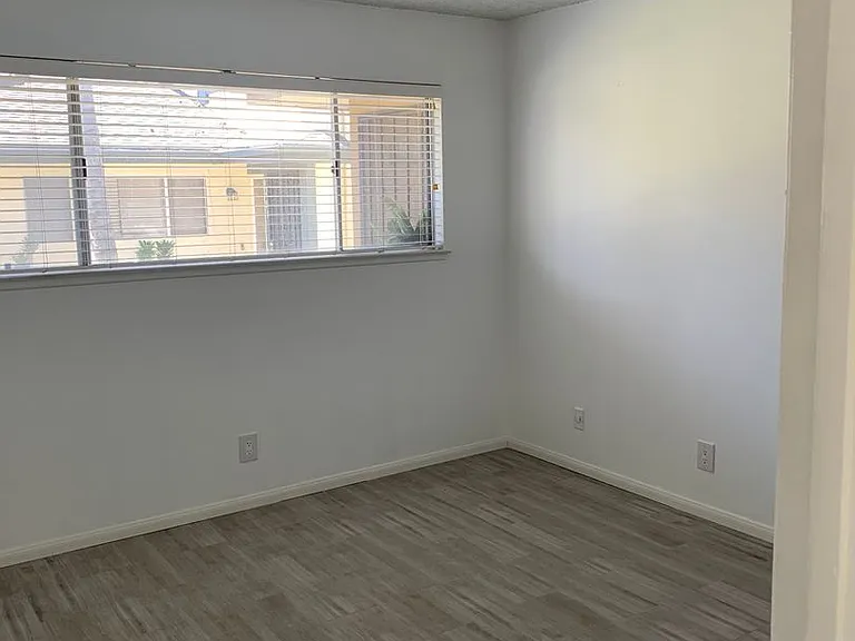 1185 Bryce Way — Photo 14