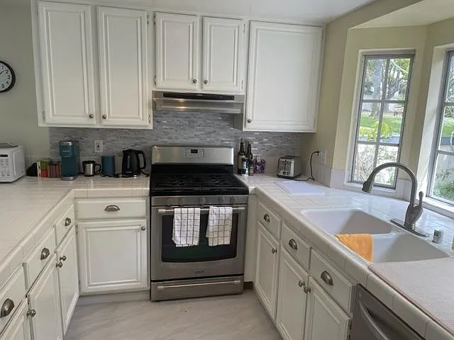 1256 Saint Helene Ct — Photo 6