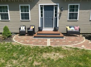 59 Pleasant Valley Rd, Cumberland, ME 04021