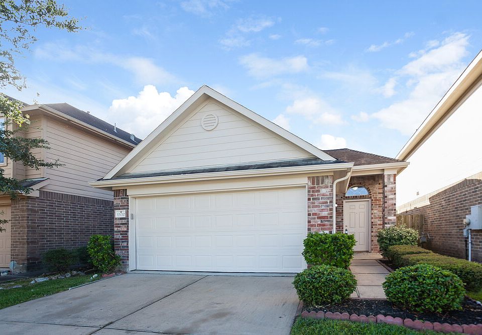 1st image of 13010 Maile Park Dr