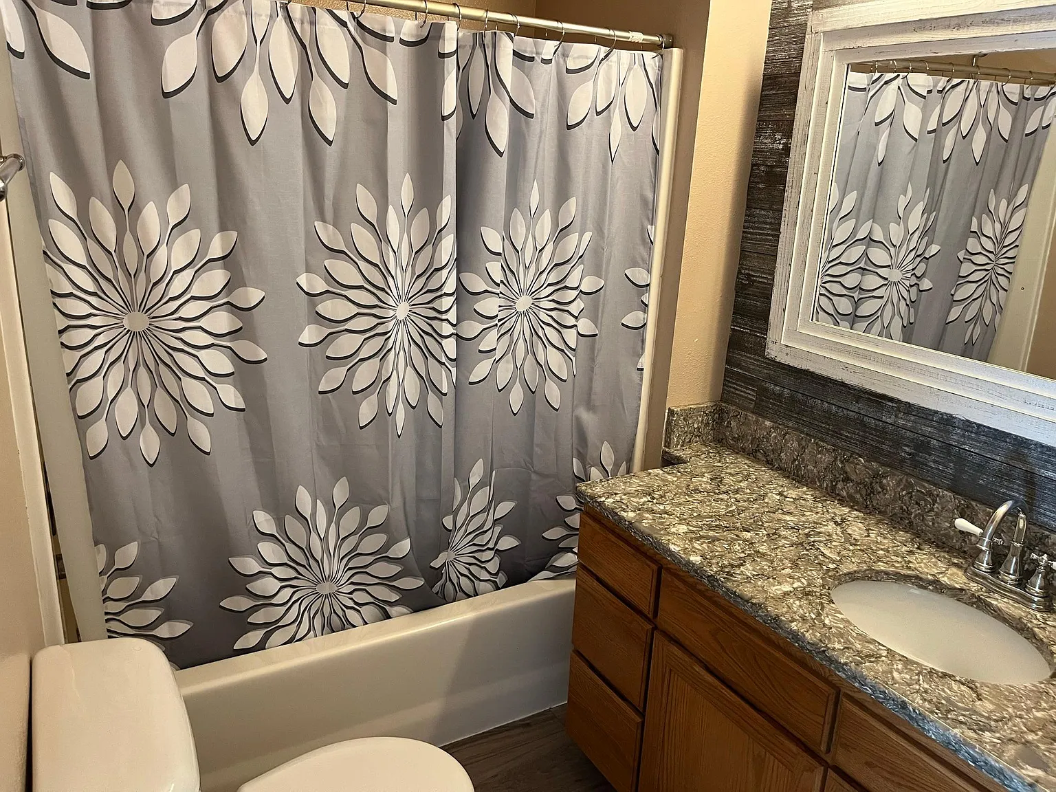 30929 NE Cherry Valley Rd — Photo 3
