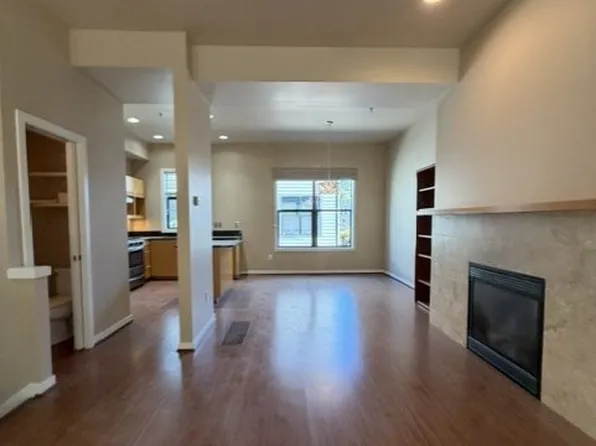 1420 NW 20th Ave APT 502, Portland, OR 97209