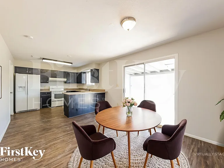 7232 W Brown St — Photo 6