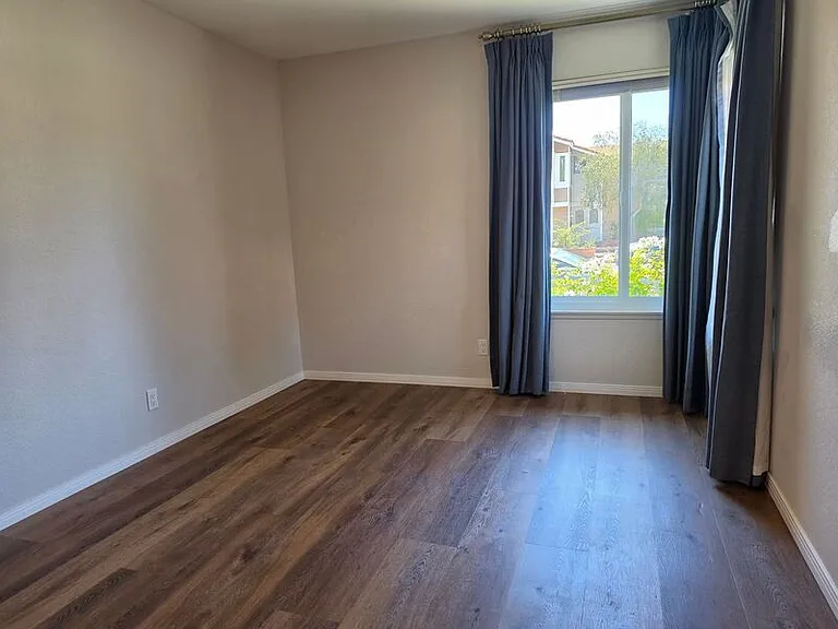 27351 Allariz — Photo 39