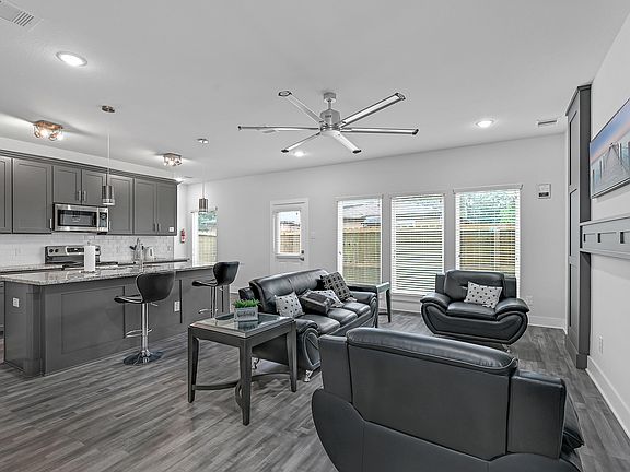 2nd image of 4675 Bellfort St #A