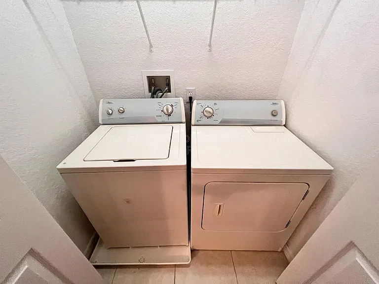 2342 Aloha Bay Ct — Photo 16