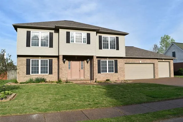 2588 Oak Trail Dr photo 1