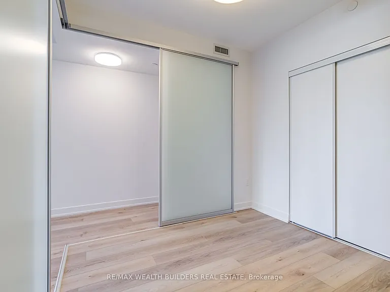 117 Broadway Ave #310 — Photo 8