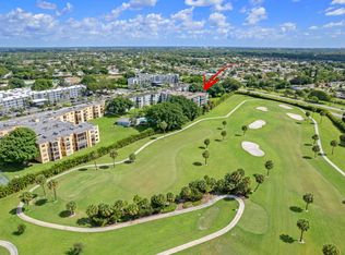 9440 SW 8th St APT 415, Boca Raton, FL 33428