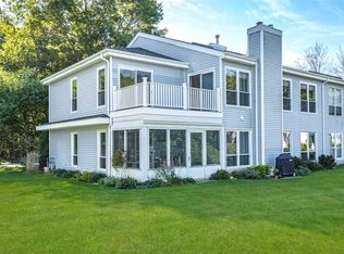 90 Hampton Vista Dr, Manorville, NY 11949