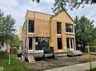 8522 80th Ave NW, Edmonton, AB T6C0T3