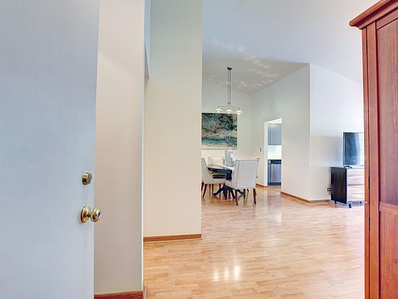 2nd image of 310 Ashbury Ln W APT 6