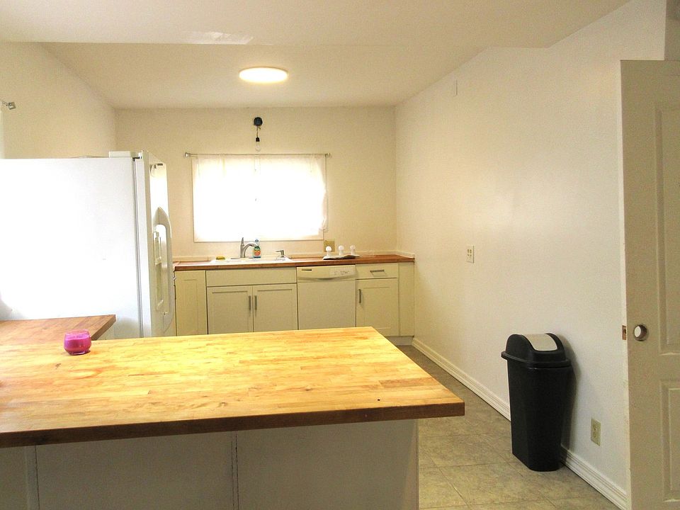 517 E Jackson St, Seatonville, IL 61359 Zillow