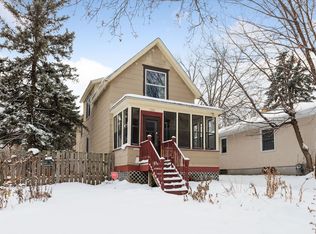 1048 4th St E, Saint Paul, MN 55106
