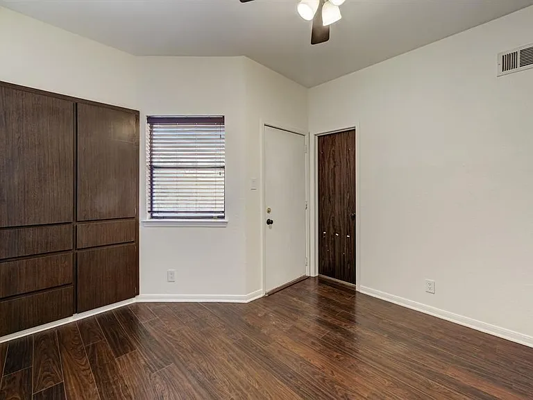 3316 Guadalupe St #219 — Photo 4