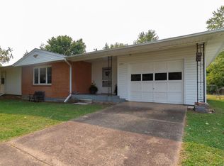 1151 Spruce St, Bismarck, MO 63624