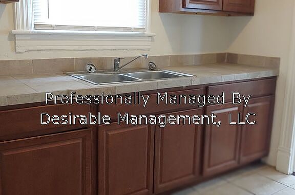 5th image of 1309 Prentis Ave APT 3