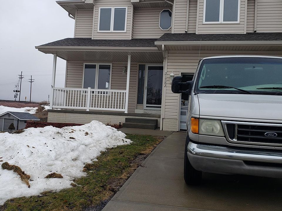 1st image of 21784 Laura St