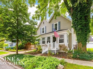 127 Muir Rd, Grosse Pointe Farms, MI 48236