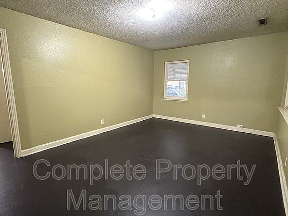 3rd image of 7801 Vienna Ave #1