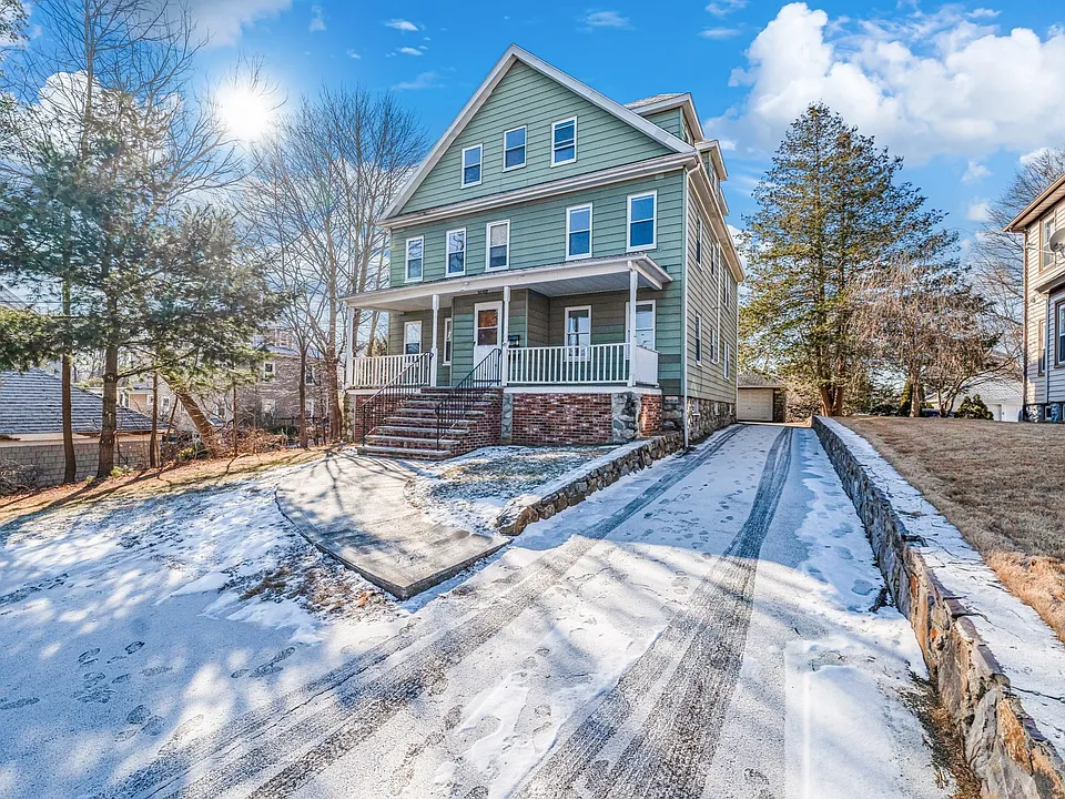 49 Phillips Ave #3