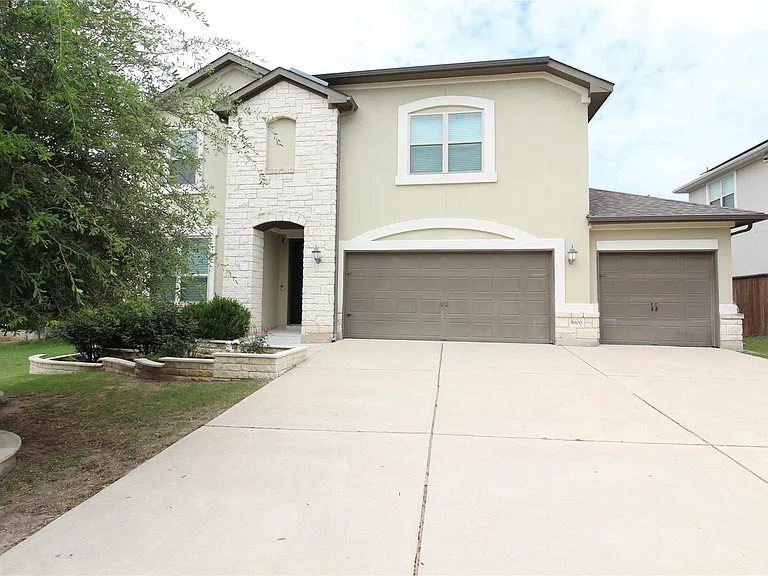 5800 Viejo Dr — Photo 36