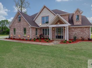 8201 Teal Rd, Texarkana, TX 75503