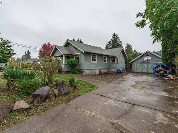 3724 SE Wake St, Milwaukie, OR 97222