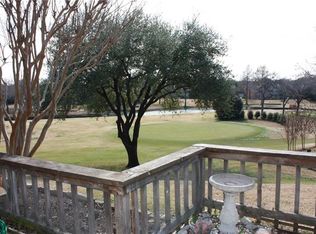 2928 Woodcroft Cir, Carrollton, TX 75006