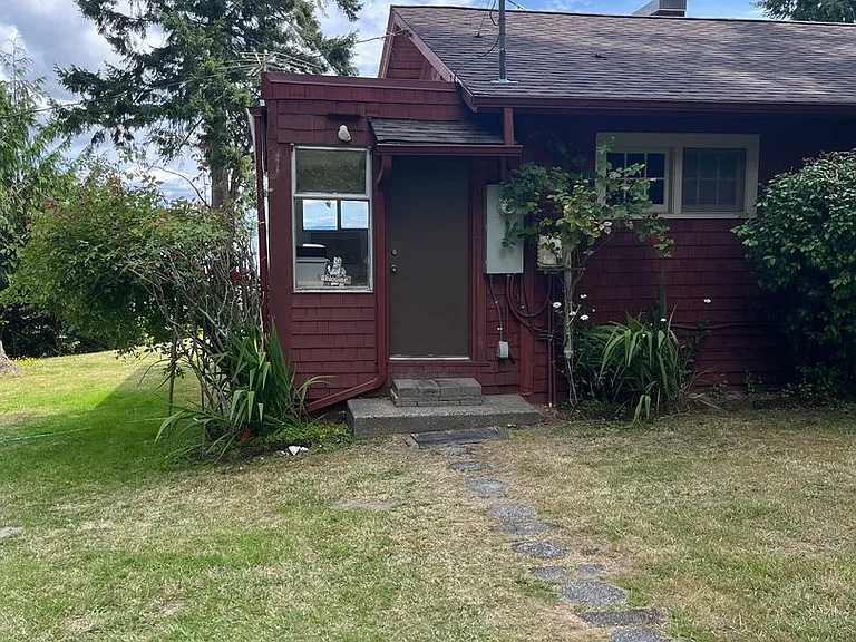 7620 Andrews Beach Rd NE — Photo 10