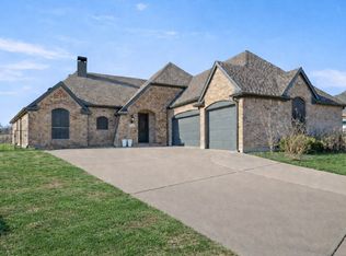 3112 Preston Club Dr, Sherman, TX 75092