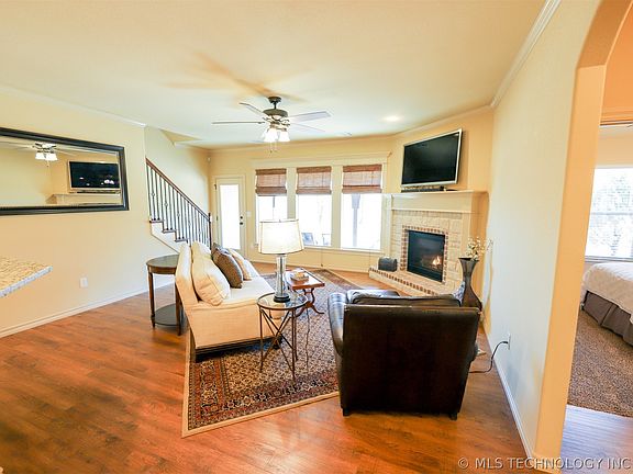 3rd image of 21985 Westin Park Ln