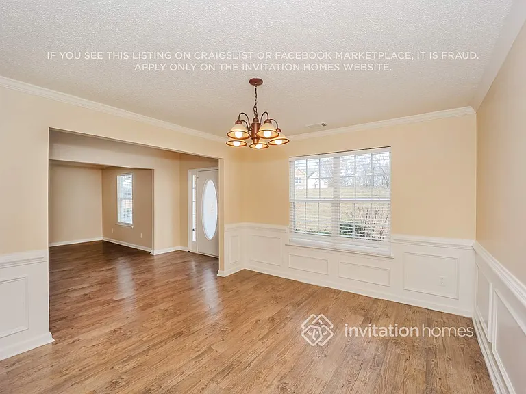471 Charles Towne Ave — Photo 6