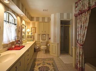 3333 Oak Hollow Rd, Oklahoma City, OK 73120