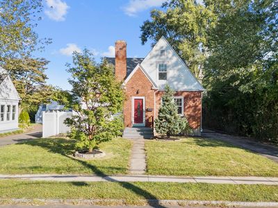 62 Grove Street, West Hartford, CT, 06110