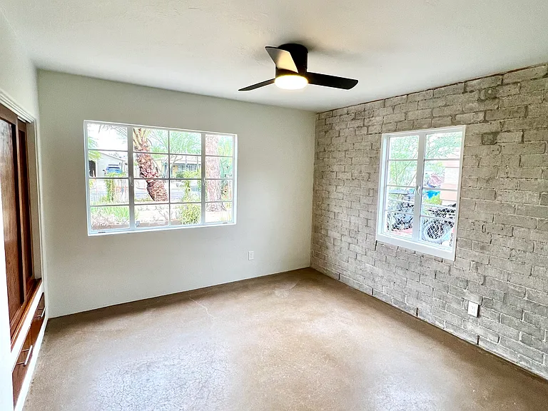 1414 E Palm Ln — Photo 22