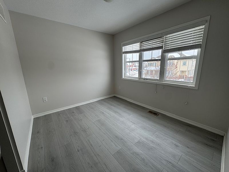 Kitchener Apartment for rent - 3 Bedrooms — photo 6