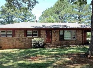 1703 Sebring St NW, Huntsville, AL 35816