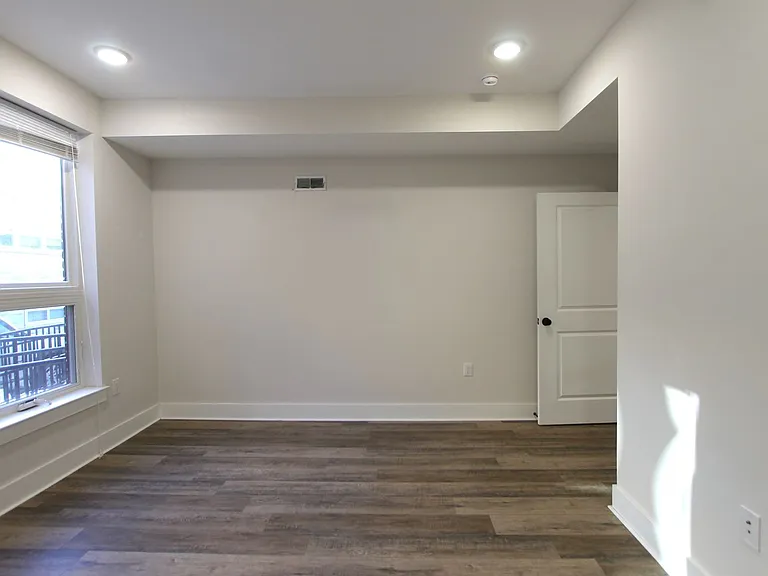 East Main Manayunk Apartments — Photo 70