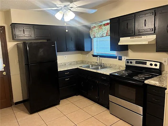 8033 Arcadia Ln — Photo 3