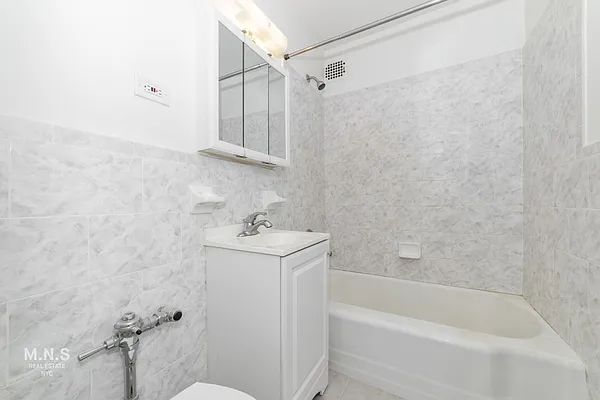 Rented by MNS | media 13