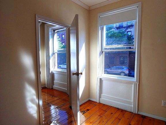 4th image of 435 E 118th St #2