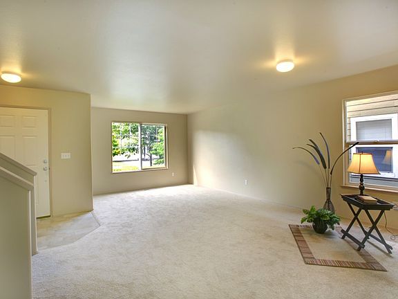 2nd image of 10148 224th Ave NE