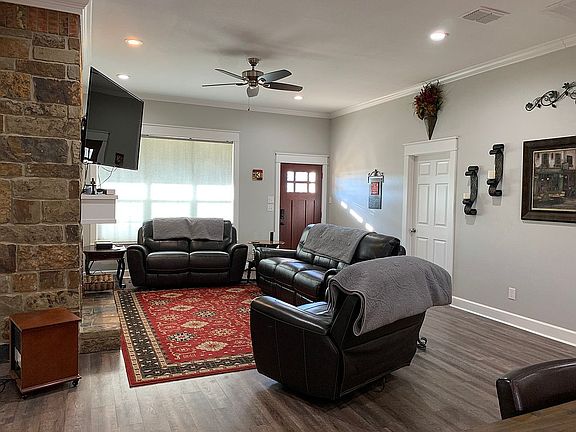 3rd image of 13814 Fm 344 W