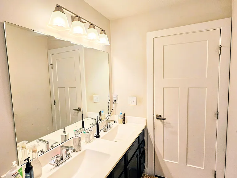 229 Republic Ln — Photo 18