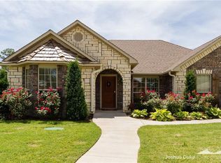 1905 Sandpiper Ave, Lowell, AR 72745