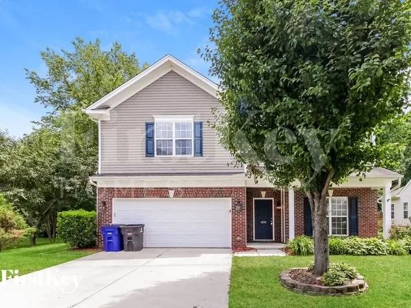 4015 Shadetree Dr, Winston Salem, NC 27107