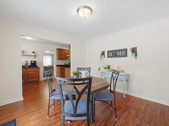 4th image of 113 Parklawn Ct